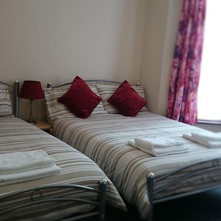 The Northbrook Hotel อิลฟอร์ด ภายนอก รูปภาพ